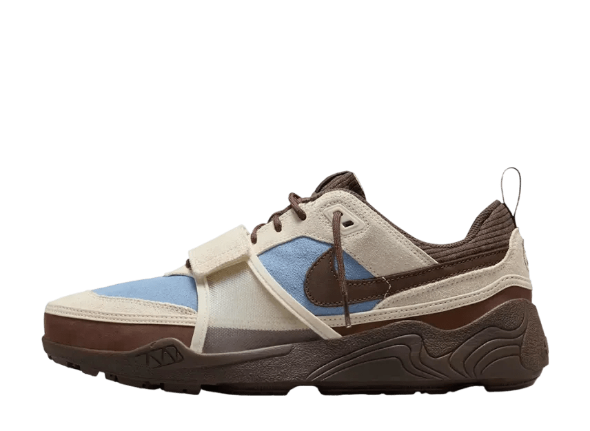 Travis Scott × Nike Zoom Field Jaxx Pale Ivory and Leche Blue Travis Scott × Nike Zoom Field Jaxx Pale Ivory and Leche Blue