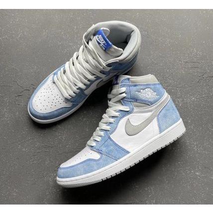 エアジョーダン1 ハイ OG ハイパーロイヤル NIKE AIR JORDAN 1 HIGH OG HYPER ROYAL - VICTORIA SNKRS