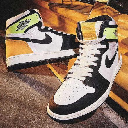 エアジョーダン1 ハイ OG ボルトゴールド NIKE AIR JORDAN 1 HIGH OG VOLT GOLD - VICTORIA SNKRS