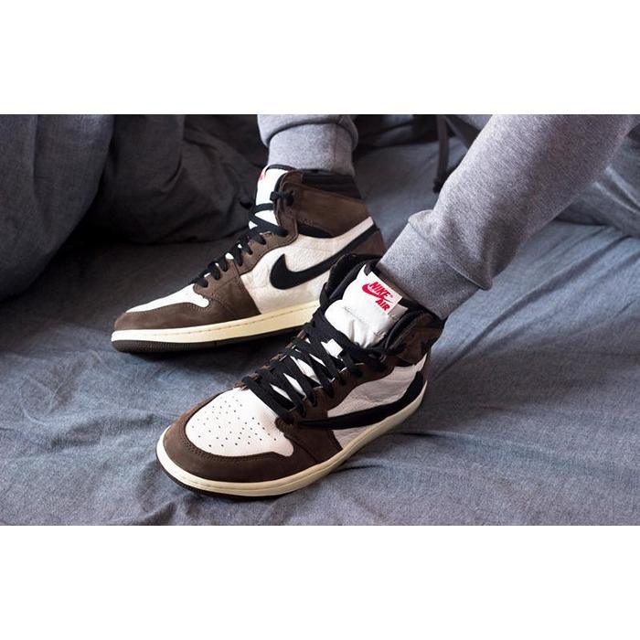 トラヴィス スコット ナイキ エアジョーダン1 レトロ ハイ OG TRAVIS SCOTT NIKE AIR JORDAN 1 RETRO HIGH OG - 鑑定済レアスニーカー通販 Victoria SNKRS