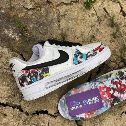 ピースマイナスワン×ナイキ エアフォース1 パラノイズ ホワイト ブラック PEACEMINUSONE×NIKE AIR FORCE 1 PARA NOISE WHITE BLACK - VICTORIA SNKRS