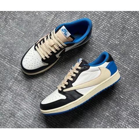 トラヴィス スコット×フラグメント×ナイキ エアジョーダン1 ロー TRAVIS SCOTT×FRAGMENT×NIKE AIR JORDAN 1 LOW - VICTORIA SNKRS