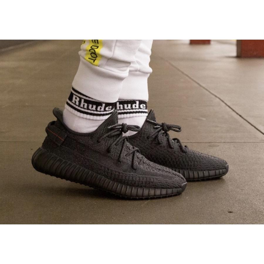 イージー ブースト350 V2 ブラック ADIDAS YEEZY BOOST 350 V2 BLACK - VICTORIA SNKRS