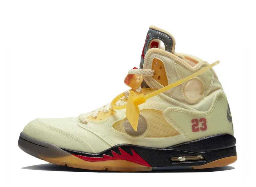 ファッションAIR JORDAN 5 オフホワイト