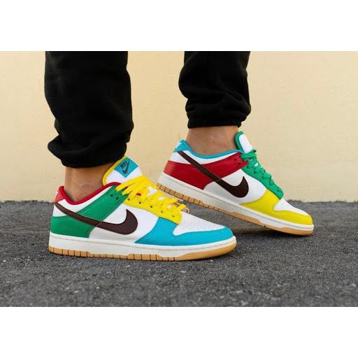 ダンク ロー フリー.99 ホワイト NIKE DUNK LOW FREE.99 WHITE - VICTORIA SNKRS