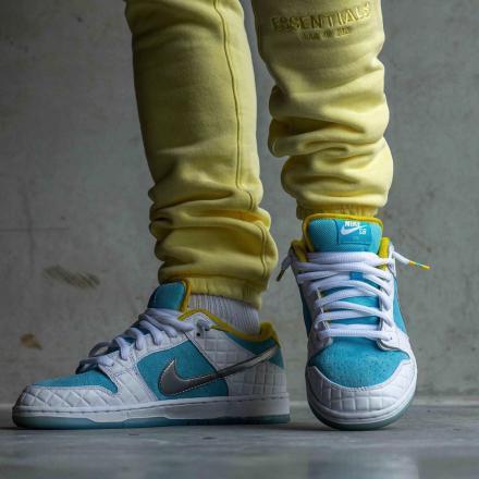 FTC×ナイキSB ダンク ロー FTC×NIKE SB DUNK LOW - VICTORIA SNKRS