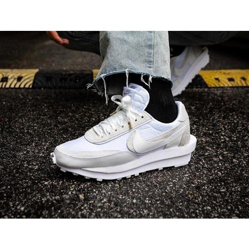 サカイ×ナイキ LD ワッフル sacai×NIKE LDV WAFFLE WHITE - VICTORIA SNKRS