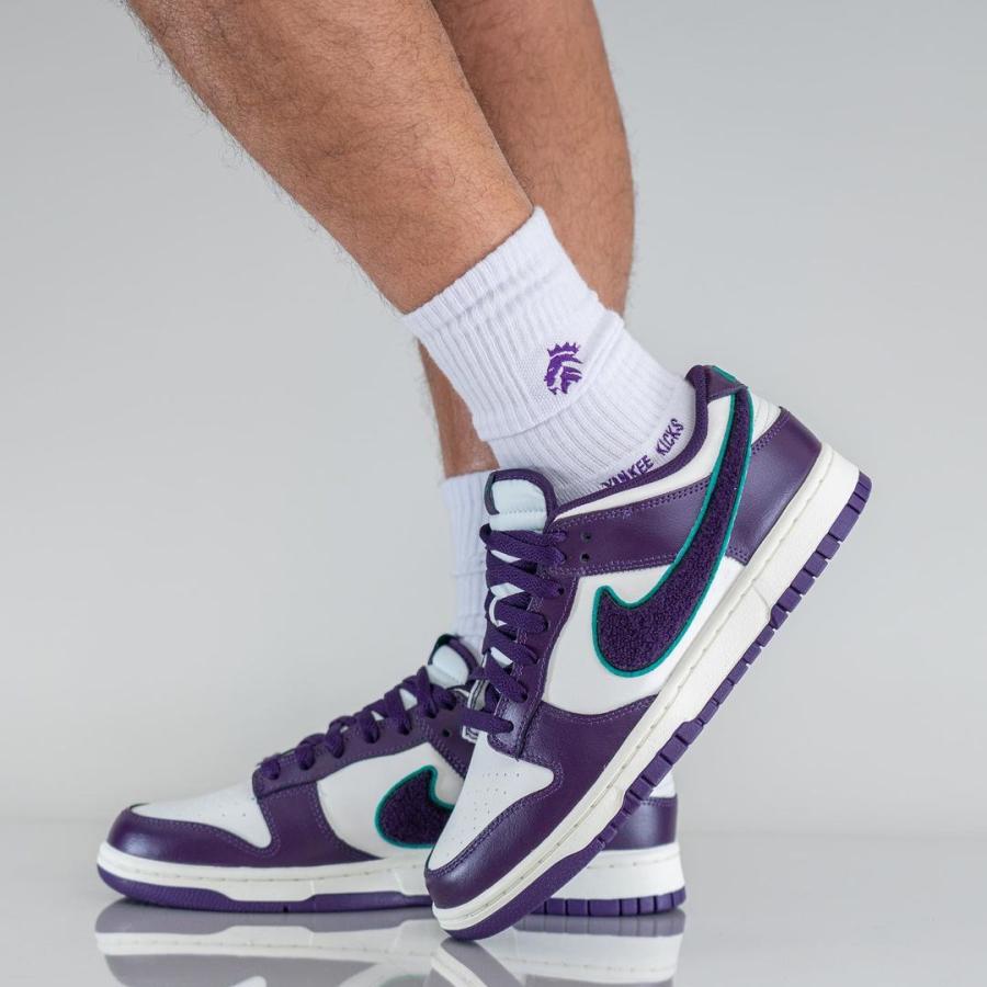 ナイキ ダンク ロー シェニール スウッシュ グランド パープル Nike Dunk Low Chenille Swoosh Grand Purple - VICTORIA SNKRS