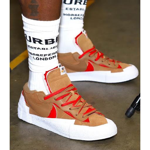 サカイ×ナイキ ブレーザー ロー ブリティッシュ タン SACAI×NIKE BLAZER LOW BRITISH TAN - VICTORIA SNKRS