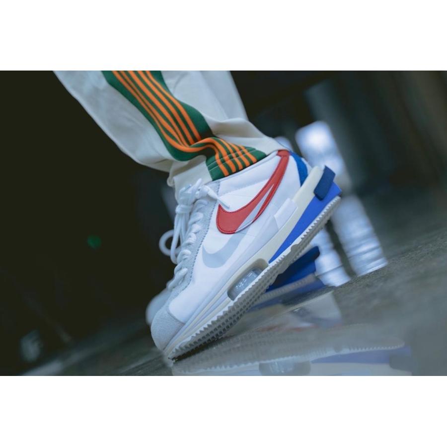 サカイ×ナイキ ズーム コルテッツ ホワイト アンド ユニバーシティレッド sacai×Nike Zoom Cortez White and University Red - VICTORIA SNKRS