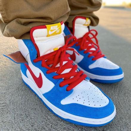 SB ダンク ハイ ドラえもん NIKE SB DUNK HIGH DORAEMON - VICTORIA SNKRS