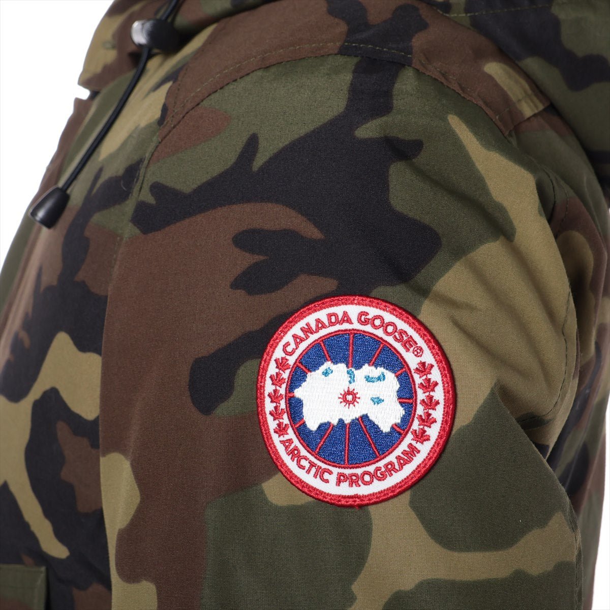 CANADA GOOSE カナダグース RUSSEL PARKA ラッセルパーカー ダウンジャケット カモフラ SOPHNET【中古品】Aランク - VICTORIA SNKRS