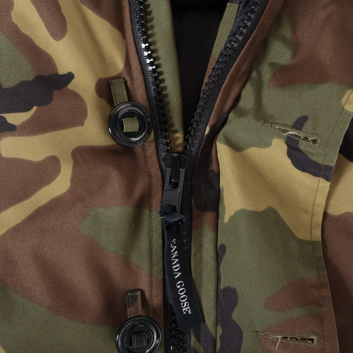 CANADA GOOSE カナダグース RUSSEL PARKA ラッセルパーカー ダウンジャケット カモフラ SOPHNET【中古品】Aランク - VICTORIA SNKRS