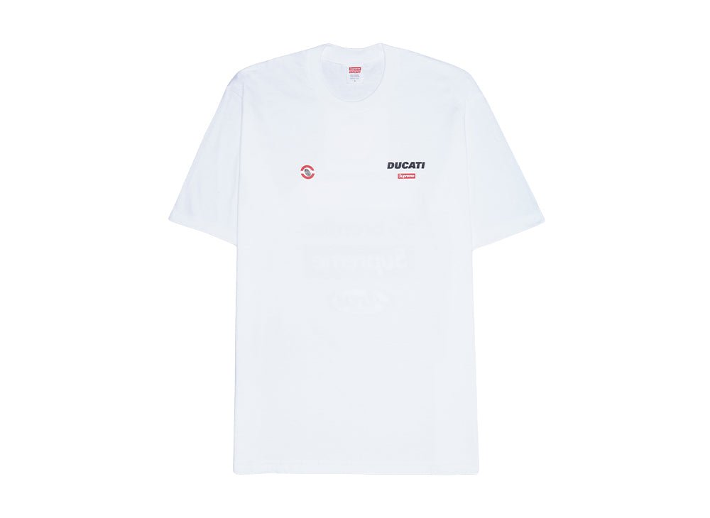 supreme 人気 tシャツ 会社