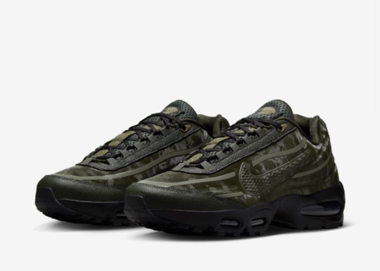 Worksout × Nike Air Max 95 Big Bubble Uniform Medium Olive and Sequoia　ワークスアウト × ナイキ エアマックス95 ビッグバブル "ユニフォーム ミディアムオリーブ アンド セコイア - 鑑定済レアスニーカー通販 Victoria SNKRS