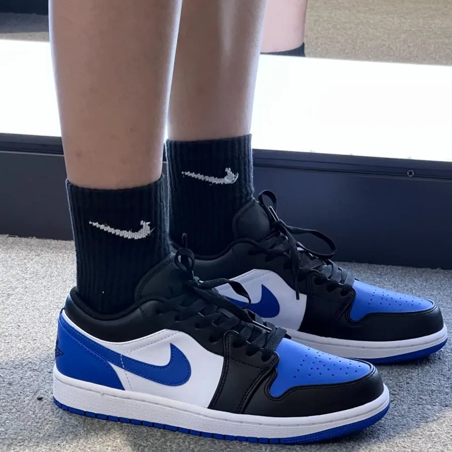 ナイキ エアジョーダン1 ロー ロイヤルブルー Nike Air Jordan 1 Low Royal Blue - VICTORIA SNKRS