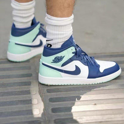 エアジョーダン1 ミッド ブルーミント Nike Air Jordan 1 Mid Blue Mint - VICTORIA SNKRS