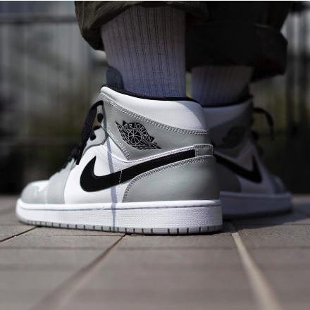 エアジョーダン1 ミッド NIKE AIR JORDAN 1 MID LIGHT SMOKE GREY - VICTORIA SNKRS