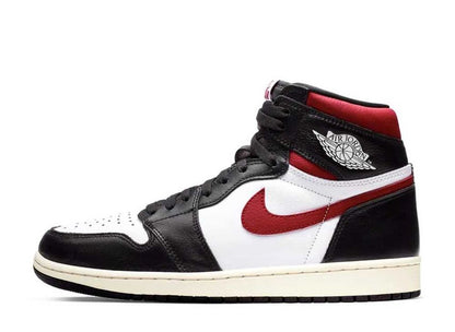 エアジョーダン1 レトロ NIKE AIR JORDAN 1 RETRO HIGH BLACK WHITE GYM RED - VICTORIA SNKRS