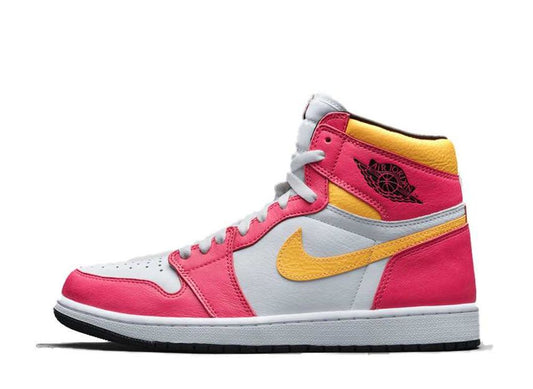 エアジョーダン1 ハイ OG ライトフュージョンレッド NIKE AIR JORDAN 1 HIGH OG LIGHT FUSION RED - VICTORIA SNKRS