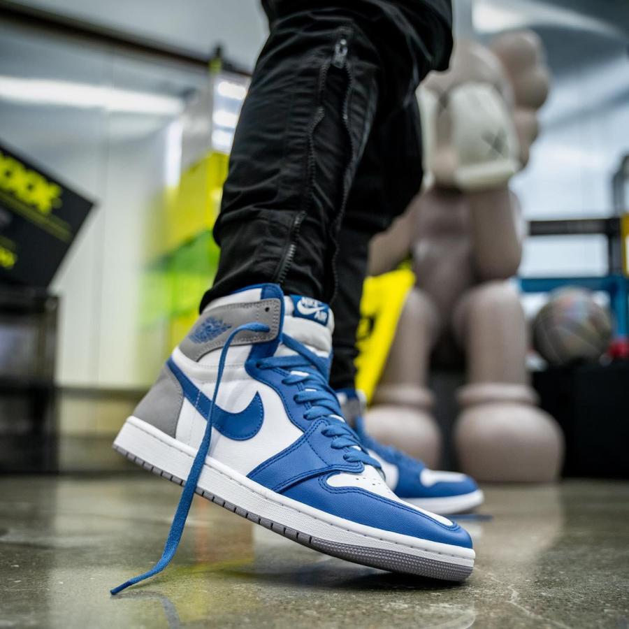 ナイキ エアジョーダン1 ハイ OG トゥルーブルー Nike Air Jordan 1 High OG True Blue -