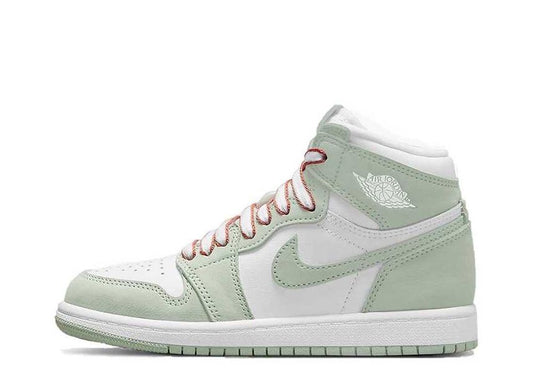 ウィメンズ エアジョーダン1 ハイ OG シーフォーム NIKE WMNS AIR JORDAN 1 HIGH OG SEAFOAM - VICTORIA SNKRS