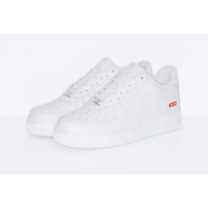 シュプリーム×ナイキ エアフォース1 ロー SUPREME×NIKE AIR FORCE 1 LOW WHITE - VICTORIA SNKRS