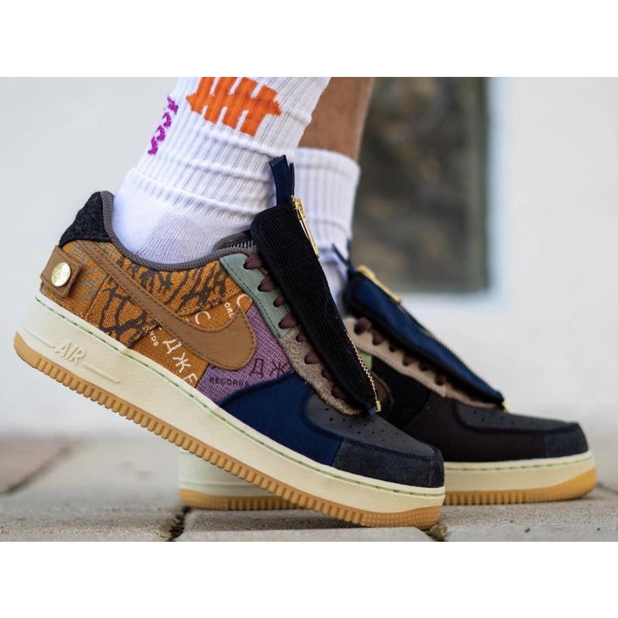 Nike Travis Scott Air Force 1 26cmスニーカー - スニーカー