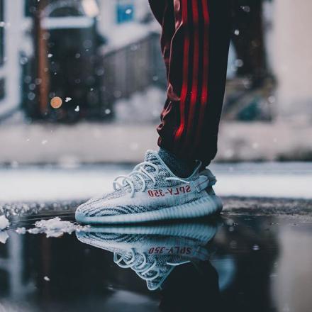 イージー ブースト 350 V2 ブルー ティント adidas YEEZY Boost 350 V2 Blue Tint - VICTORIA SNKRS