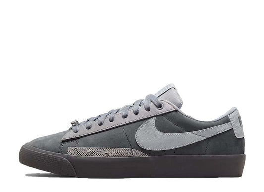 FPAR×ナイキ SB ブレーザー ロー クール グレー FPAR×Nike SB Blazer Low Cool Grey - VICTORIA SNKRS