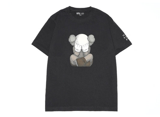 Kaws UT Graphic Tee Dark Gray カウズ UT グラフィック Tシャツ ダークグレー - VICTORIA SNKRS