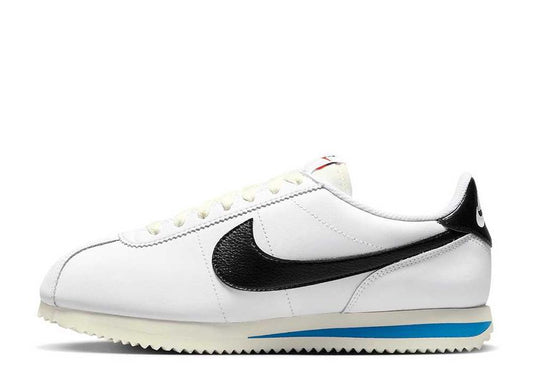 コルテッツ ホワイト アンド ブラック Nike Cortez White and Black - VICTORIA SNKRS