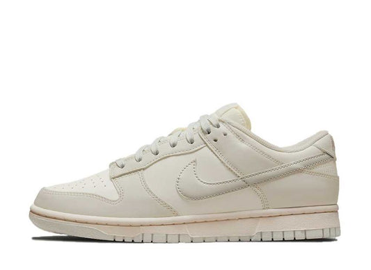 ウィメンズ ダンク ロー ライト ボーン NIKE WMNS DUNK LOW LIGHT BONE - VICTORIA SNKRS