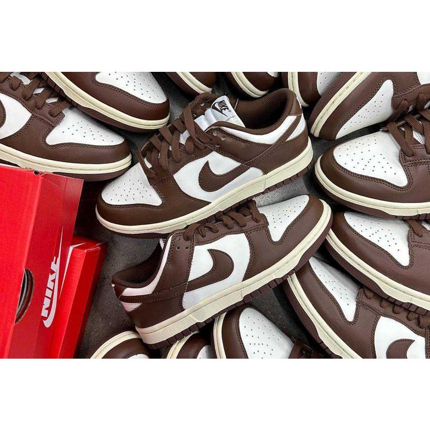 Nike Wmns Dunk Lo cacaowao cacao sail肩凝りアイテム