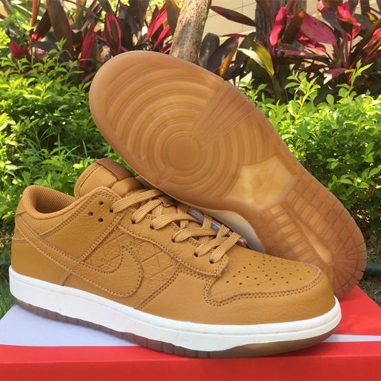 ナイキ ウィメンズ ダンク ロー ウィート アンド ガム ライトブラウン Nike WMNS Dunk Low Wheat and Gum