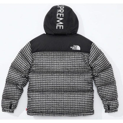 シュプリーム ザノース フェイス スタッズ ヌプシ ジャケット ブラック Supreme The North Face Studded Nuptse Jacket Black - VICTORIA SNKRS